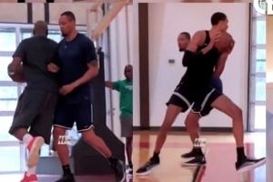 名记:文班这种表现 奥拉朱旺正在某处满脸自豪地微笑 名记:文班这种表现 奥拉朱旺正在某处满脸自豪地微笑