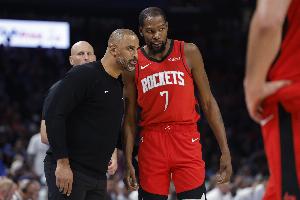 乌度卡:杜兰特非常无私 他会接受比赛给予他的一切 乌度卡:杜兰特非常无私 他会接受比赛给予他的一切