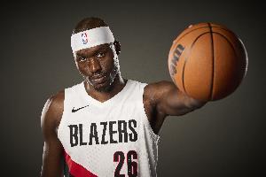 杨瀚森首节仅出战不到4分钟!开拓者次节换上了老将杜普-里斯 杨瀚森首节仅出战不到4分钟!开拓者次节换上了老将杜普-里斯